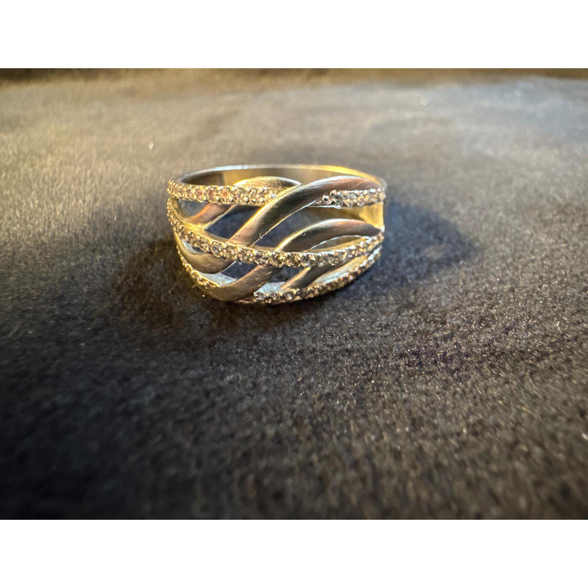 UK size W stunning sterling silver ring encrusted with cubic zirconia stones. image 5