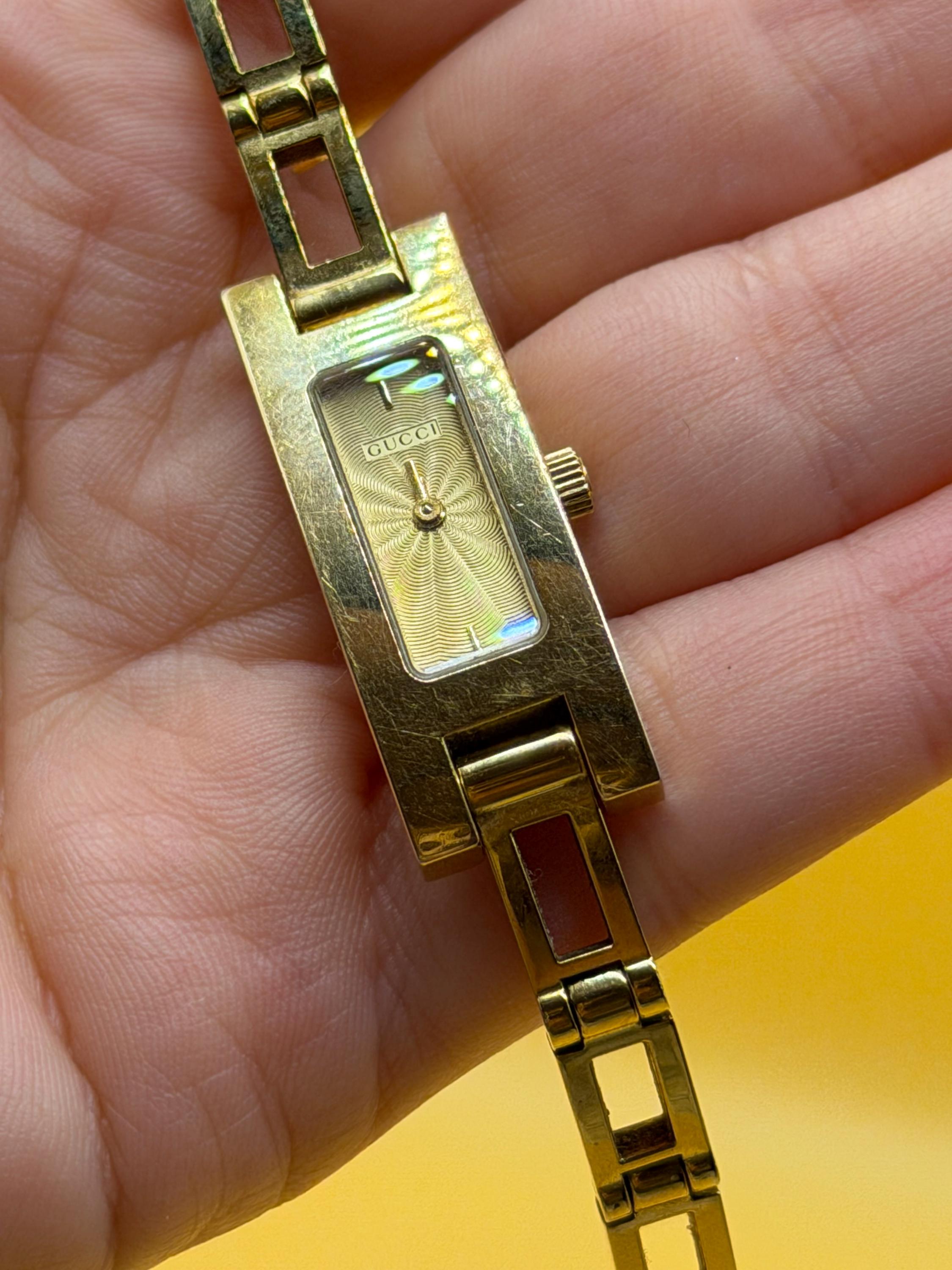 Gucci 3900L Gold Sunburst Dial Quartz image 5