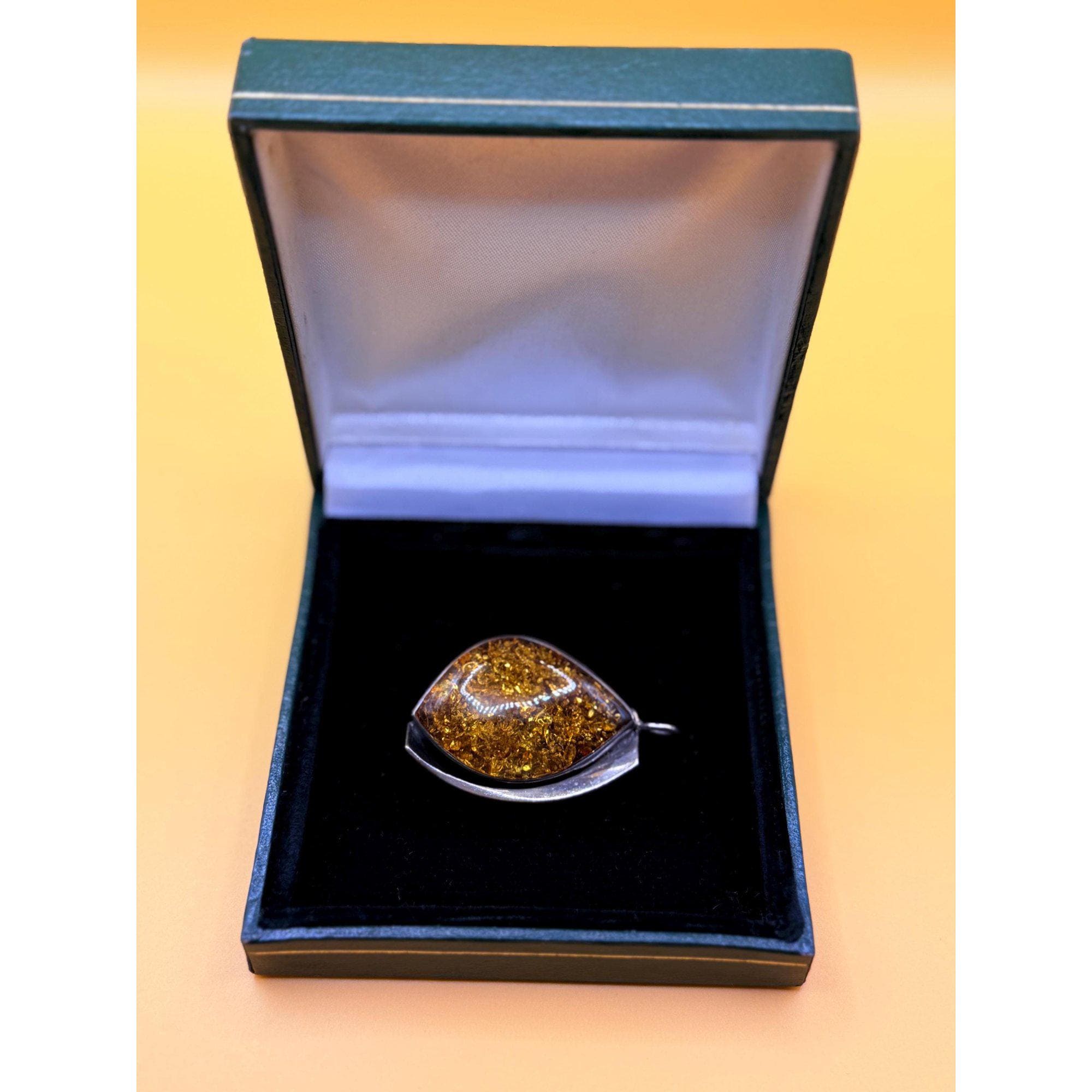 Vintage Art Baltic sterling silver amber brooch pendant