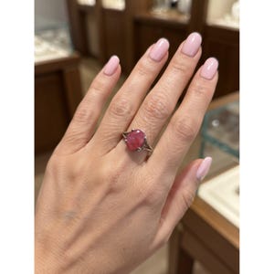 Ring van sterling zilver met robijn cabochon, maat R (US 8.5), ovaal, 226
