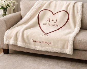Personalized Sherpa Blanket, Minimalist Heart Monogram Throw, Custom Initials & Date, Valentine’s Day Gift, Anniversary Wedding Gift
