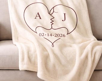 Personalized Sherpa Blanket, Minimalist Couple Heart Throw, Custom Initials & Date, Valentine Gift for Her/Him, Anniversary Wedding Gift