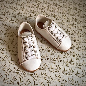 NEW!!! Pre Order; White and Brown Converse for Minifee doll on box. BJD Shoes by Summomo
