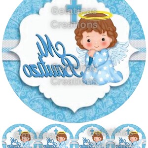 May include: Round, light blue stickers with a cartoon angel design. The angel wears a blue robe with white stars and has a gold halo. The text "Mi Bautizo" is featured on a white, ornate shape. The stickers also have the text "Gelatinas Creations".