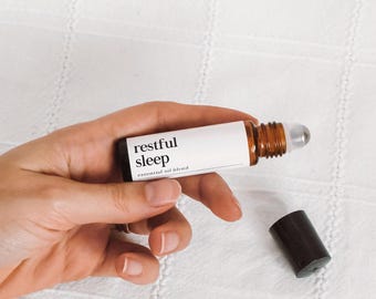 Aceite esencial en roll-on para un sueño reparador, aromaterapia calmante, cuidado personal natural, lavanda y manzanilla, mezcla relajante, regalo de Navidad