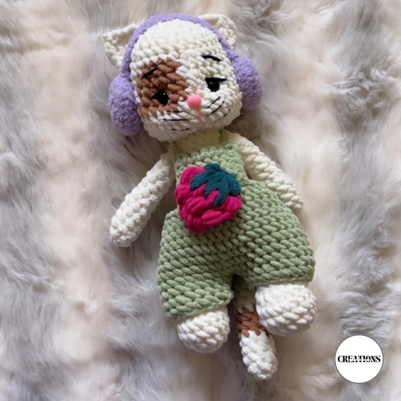 Mimi The Cat crochet creation