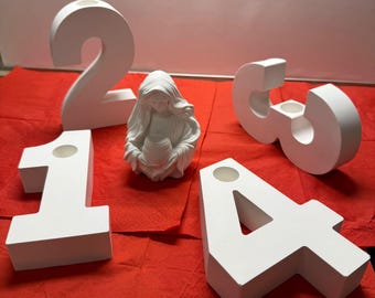 Juego de portavelas de Adviento de cerámica hecho a mano – Números 1-4 + Figura de María – Decoración navideña minimalista