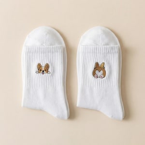 Gestickte Corgis Socken - Weiße Baumwollsocken, Geschenk für Hundeliebhaber