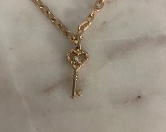 gold key necklace