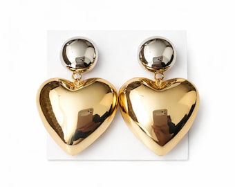 Gold Heart Dangle Earrings – Elegant Statement Drop Earrings for Her