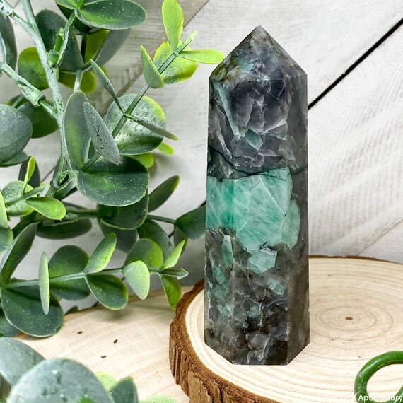 Emerald Tower Emerald Point Emerald Obelisk Earthy Home - Etsy