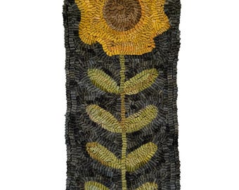 RUG HOOKING KIT - Old Fashioned Tall Sunflower on Linen