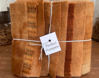 Hand Dyed Wool Fabric, 8 Perfect Pumpkin Fat 1/16 Sixteenth for Primitive Rug Hooking