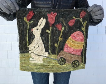 Rug Hooking Pattern on Linen - Spring Arrives on Widsbee Farm