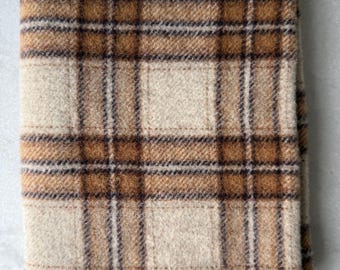 Vanilla Bean - 100% Wool Fabric Fat 1/4 Yard {16"x28"} For Rug Hooking -  Washed And Ready To Use