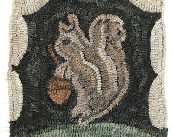 Rug Hooking Pattern ~ Old Mr. Squirrel ~ on Linen