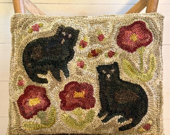 Primitive Folk Art Wool Hooked Rug Pillow ~  Cats In The Poppies