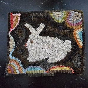 Primitive Folk Art Wool Hooked Rug Hit and Miss Bunny