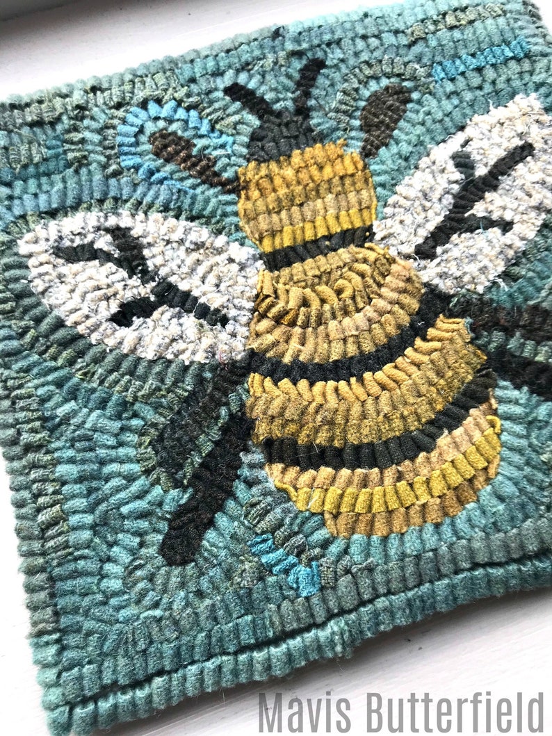 RUG HOOKING KIT - Busy Little Bee on Linen - Etsy