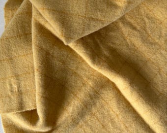 Irish Butter 100% Wool Fabric Fat Quarter: Rug Hooking Supply