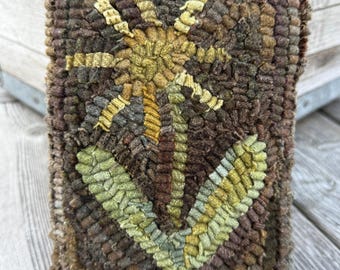 Primitive Folk Art Mini Hooked Rug Sunflower Pillow