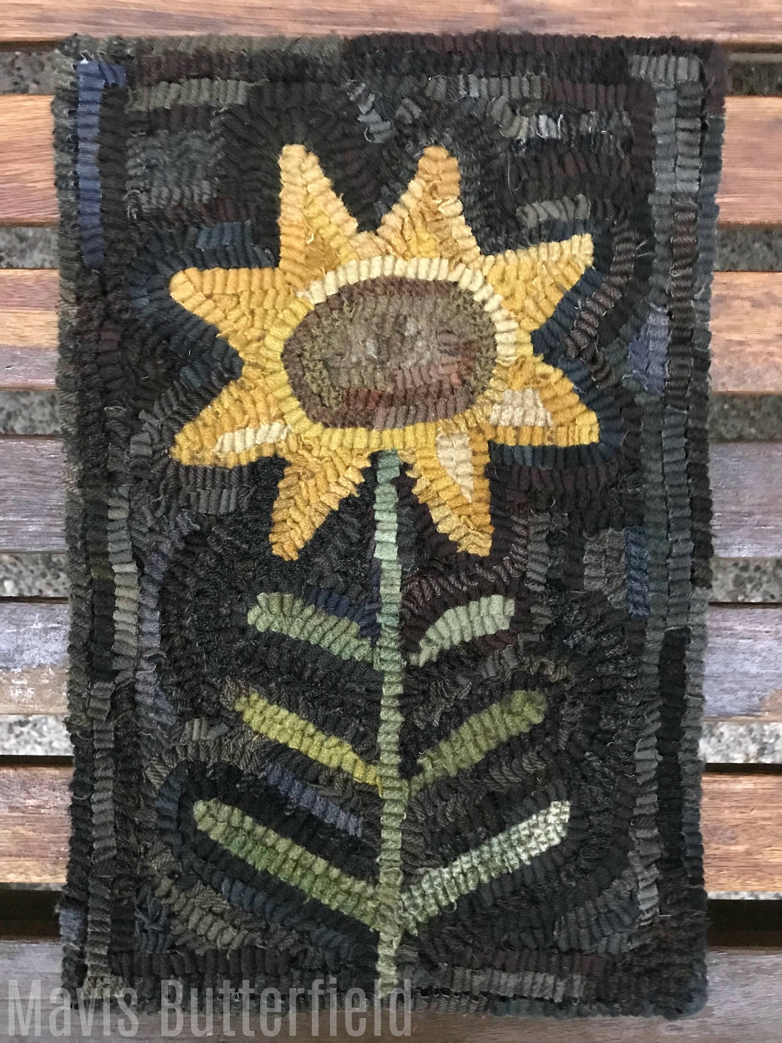 Rug Hooking Pattern Simple Folk Art Sunflower Hooked on Linen or Paper ...