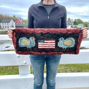 RUG HOOKING KIT - American Chickens ~ on Linen with Hand Dyed Wool