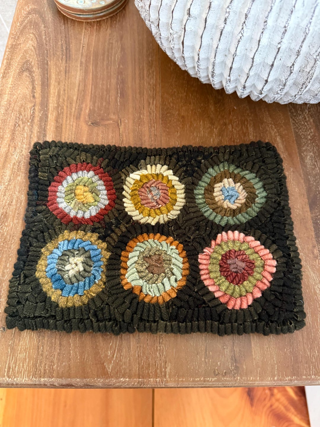 RUG HOOKING KIT - Small Penny Circiles on Linen - Etsy