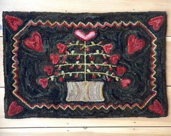 RUG HOOKING KIT - Valentine Sampler Tree  - on Linen