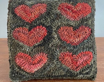 Rug Hooking Pattern Primitive Six Hearts Pattern on Linen