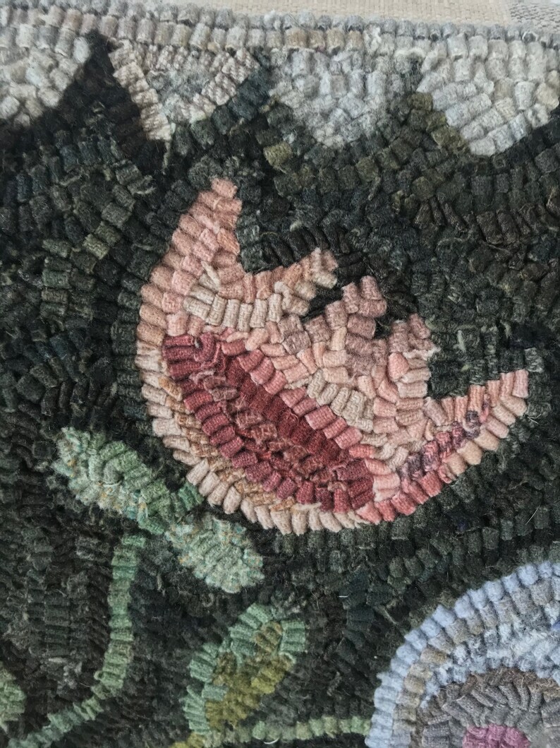 Primitive Folk Art Wool Hooked Rug Flowers for Lucy ~ Early Style