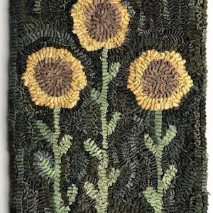 RUG HOOKING PATTERN - Sunflowers on Linen