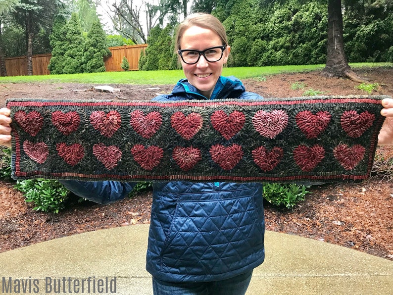 Rug Hooking PATTERN on Linen ~ Valentine Heart Table Runner ~ - Etsy