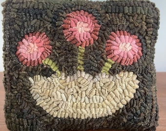 Primitive Folk Art Mini Hooked Rug Penny Circle Flower Basket Pillow