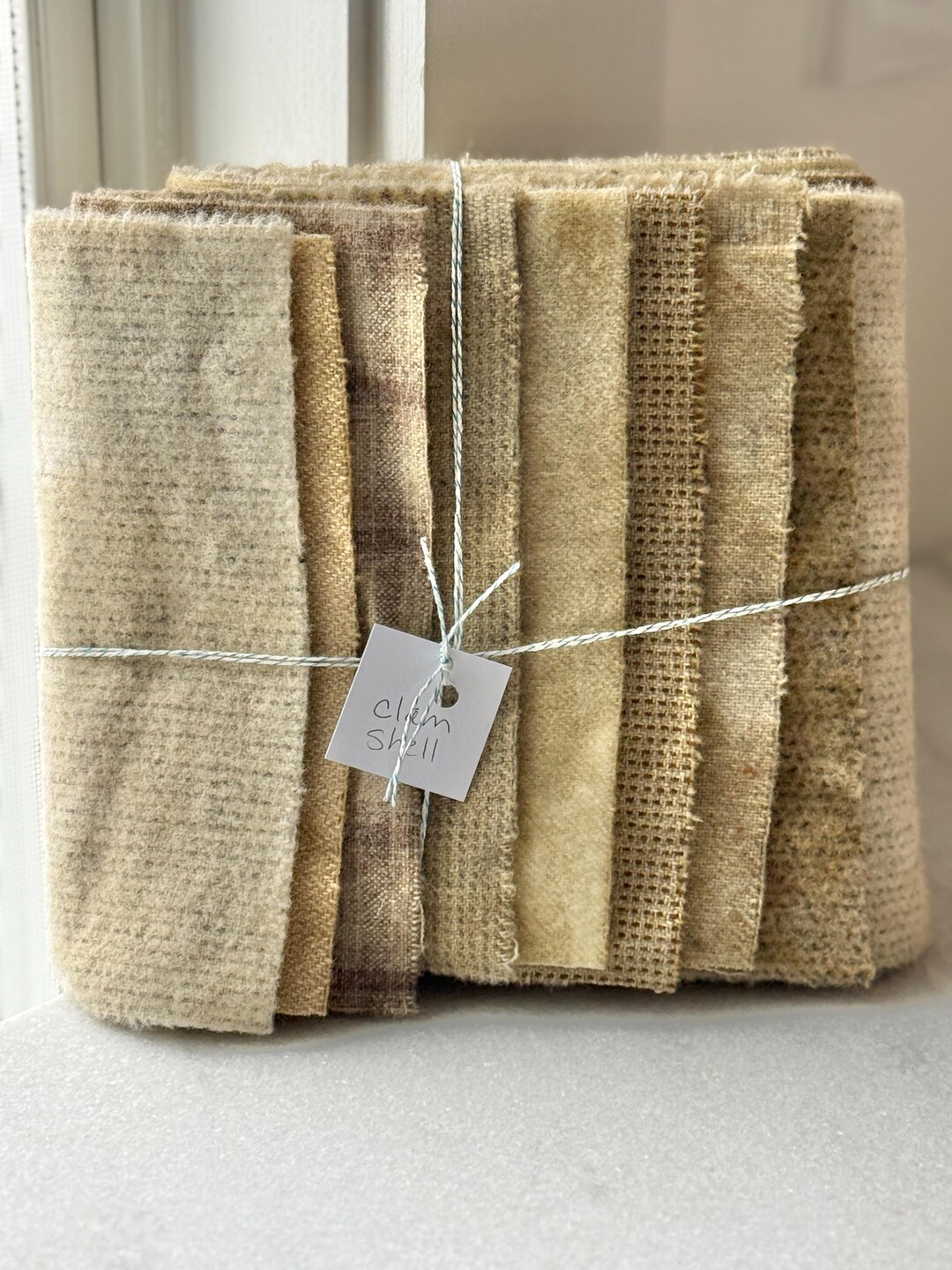 Hand Dyed Wool Fabric, 8 Clam Shell Fat 1/16 Sixteenth for Primitive ...