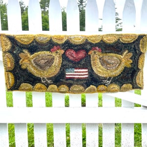 Rug Hooking KIT - Betty&#39;s Big Chickens with American Flag on Linen
