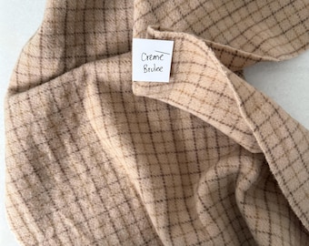 Creme Brulee Wool Fabric: Fat Quarter for Rug Hooking (16"x28")