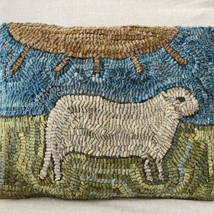 RUG HOOKING KIT - Fair Isle Sheep on Linen with Hand Dyed Wool