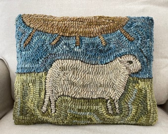 RUG HOOKING KIT - Fair Isle Sheep on Linen with Hand Dyed Wool