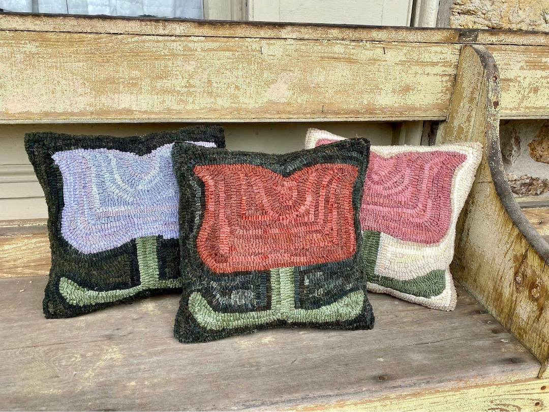 Rug Hooking Pattern Folk Tulip on Linen - Etsy