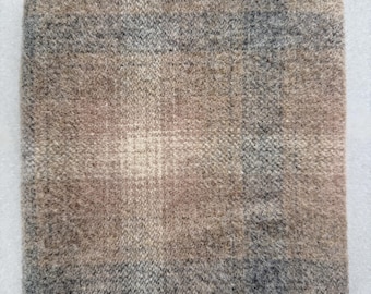 Shadowfax- 100% Wool Fabric Fat 1/4 Yard {16"x28"} For Rug Hooking - Washed And Ready To Use