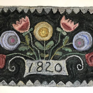 Rug Hooking Pattern ~ 1820 Flower Basket ~ on Linen