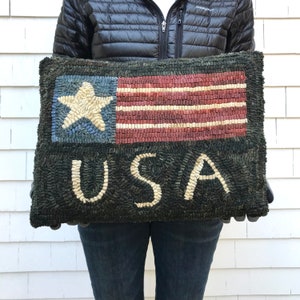 Rug Hooking PATTERN - Folk Art Primitive Wool Hooked Rug ~ USA FLAG