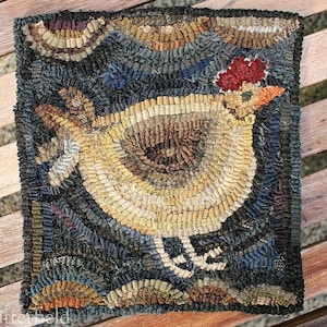 Rug Hooking Pattern Betty&#39;s Big Chicken on Linen or Paper