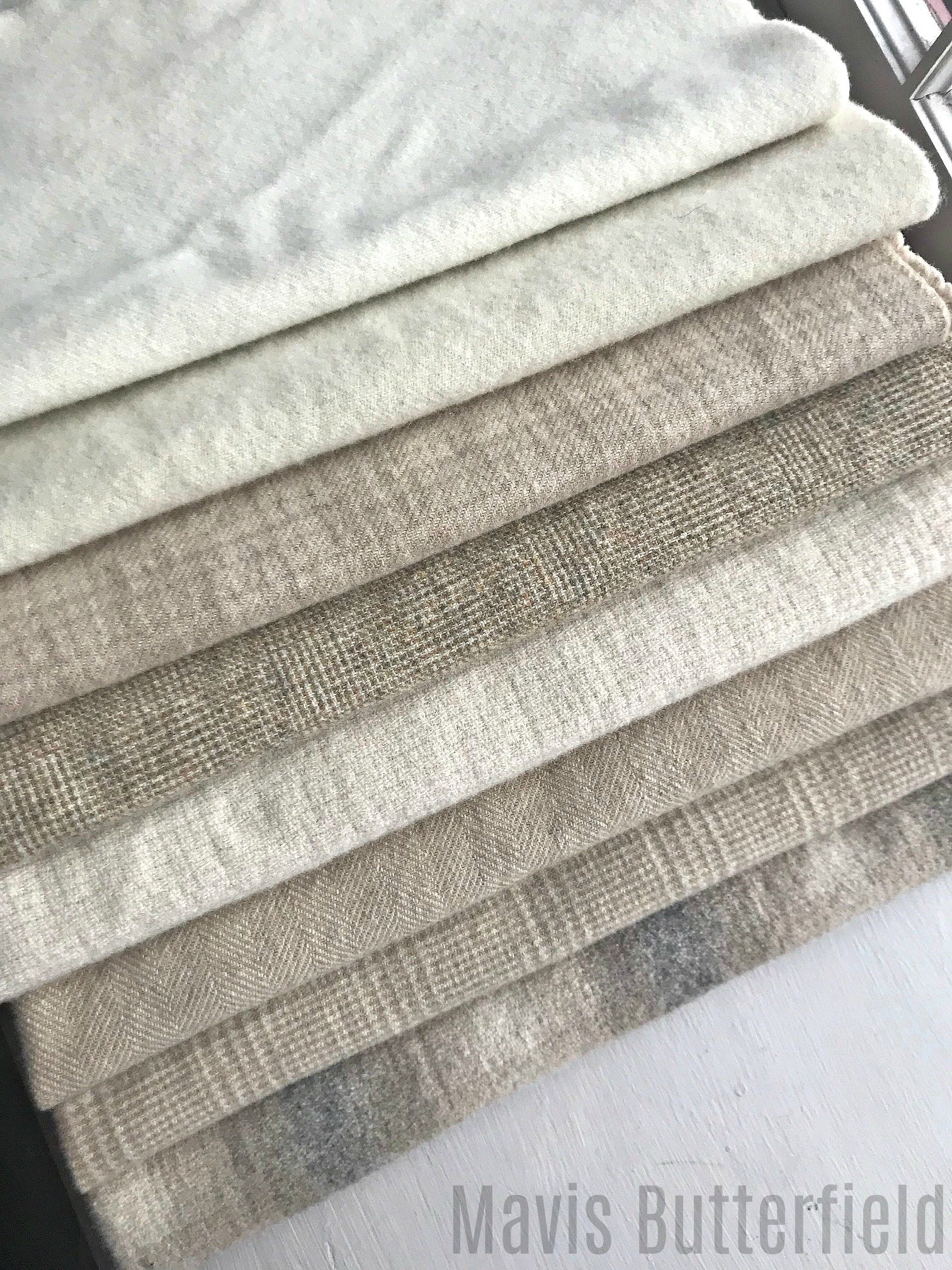 Tissu Laine Vintage Pour Tapis Au Crochet - 1/2 Yard X 32" - Jaune Texturé - Matériau Neuf