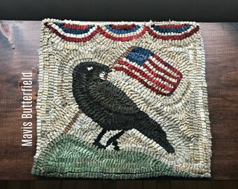 Rug Hooking PATTERN - Folk Art Primitive Wool Hooked Rug ~ Patriotic Crow