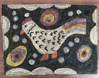 Folk Art Chicken Rug Hooking Hooked PATTERN on Linen  - Early Style ~