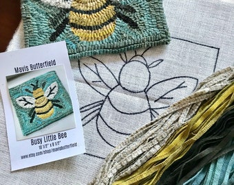 RUG HOOKING KIT - Busy Little Bee on Linen