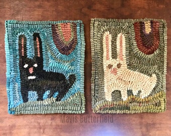 Primitive Folk Art Wool Hooked Rug Flowers for Lucy ~ Early Style
