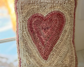 RUG HOOKING KIT - Primitive Folk Art Pink Heart on Linen